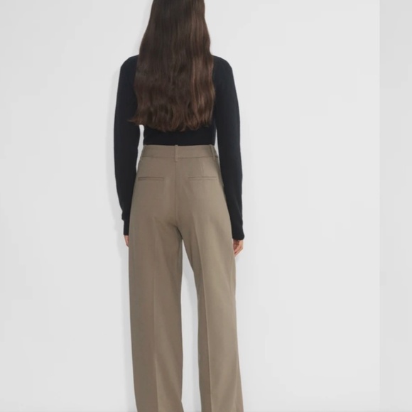 Aritzia The Effortless Pant Nomad Taupe - Picture 5 of 6